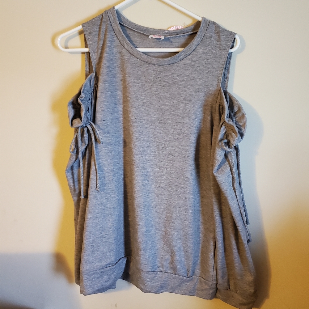 Off the shoulder long sleeve